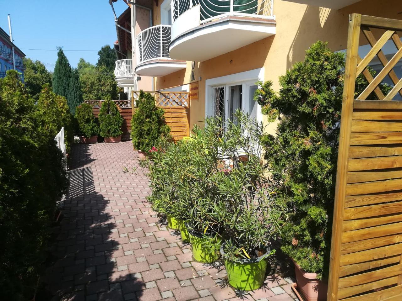 Tarr-Timea Apartmanok Keszthely Esterno foto